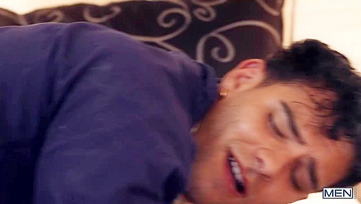 Damians Hungry Hole Devoured During Wild Orgy Frenzy – PornFan 18+