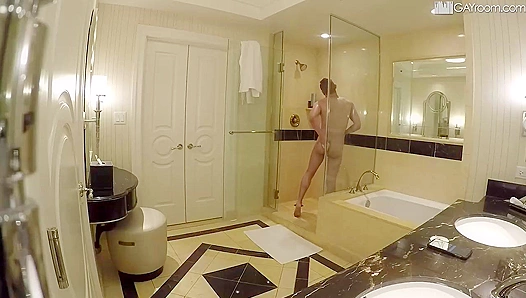 Sultry Shower Seduction: Blake Elis Sizzling Wet Affair – 18+