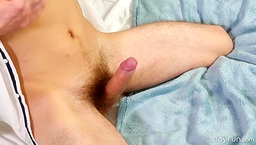 Ronan Keanes Sizzling Solo: Feverish Masturbation Escapade – Gay XXX Fantasies