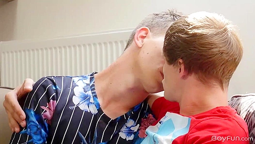 Antony Carter Takes Control: Threesome Thrills with Hungry Twink Lovers – GayPornFlix 18+