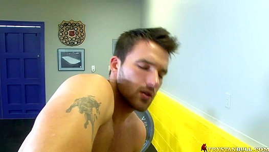 Stamina Workout Turns Steamy: Trystan Bulls Throbbing Cock Fuels Brandon Lewis Hungry