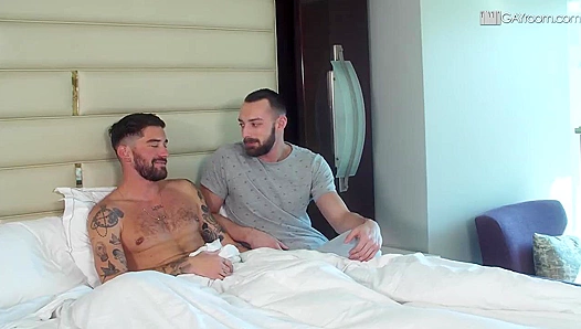 Forbidden Family Fling: Chris and Johnnys Sizzling Stepbrother Sex – ManRoyale