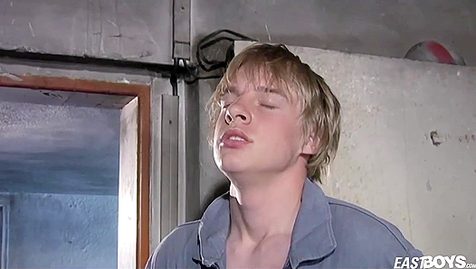 Fabos Sizzling Orgasm: A Steamy Twinks Jizz-Filled Jerk Session – EastBoys 18+