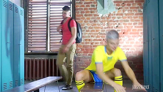 Alex Blade Dmitry Osten: Steamy Kit Fun Turns to Raw Anal Thrills - Jawked