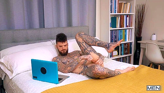 Steamy Bedroom Brawl: Hunter Dominates Joey Mills with Raw Passion in Muscular Threesome