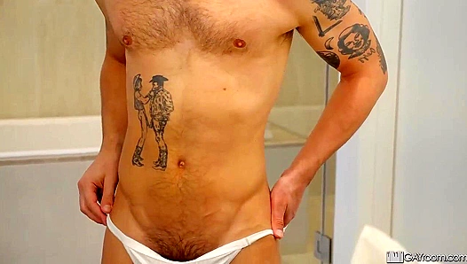 Steamy Massage Session Ignites Passion Between Damian Rose Lars Larsson – 18+
