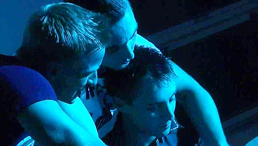 Steamy Threeway Frenzy: Denis Reed Lost in Lust with Hung Studs – GayXXXAdventures 18+