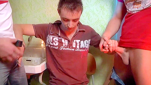 Steamy Threeway Frenzy: Denis Reed Lost in Lust with Hung Studs – GayXXXAdventures 18+