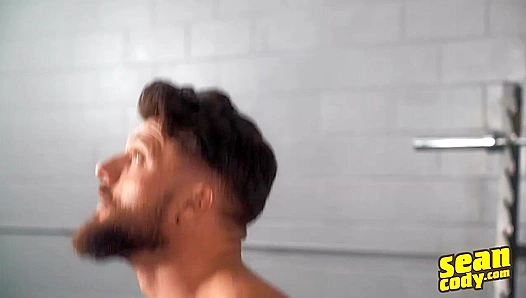 Heaths Ripped Body Flexes Powerfully Before Slamming into Wild Sex with Blake - SeanCody