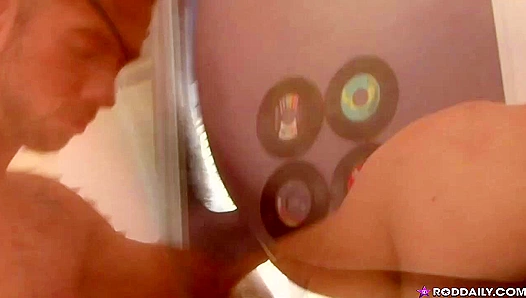 Parker Londons Steamy Reunion: Deep Throating Rod Dailys Massive Cock Again