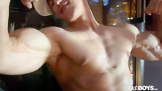 Jhon Biancos Chiseled Body Flexes Exquisitely for Your Viewing Pleasure on EastBoys