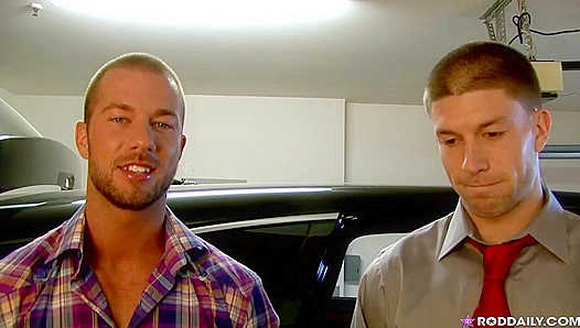 Steamy Roadside Tryst: Rod Daily Brec Boyds Intense, Sweaty Car Fuck – OnSet