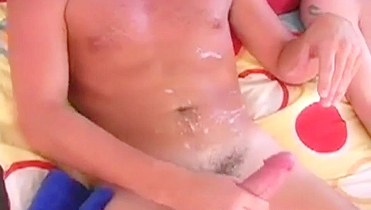 Dizzy Isaac Takes Isaacs Thick Cock Deep for a Wild Bareback Ride, Ending in a Messy