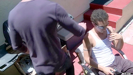 Coles Journey to Blowjob Mastery: First Time Sucking DJs Thick Cock – GayXXX