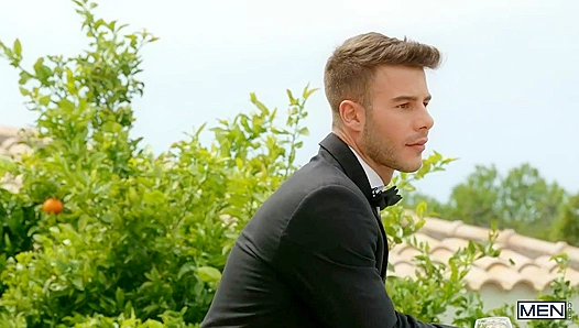 Kings Thorough Conquest: Allen Overpowers Peter in Raunchy Balcony Romp – GayPornXCLUSIVE