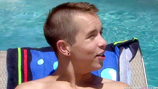 Nick Reeves Satisfies Two Hungry Hunks - Elijah White, Cody Cachem - Deep Throating, Face