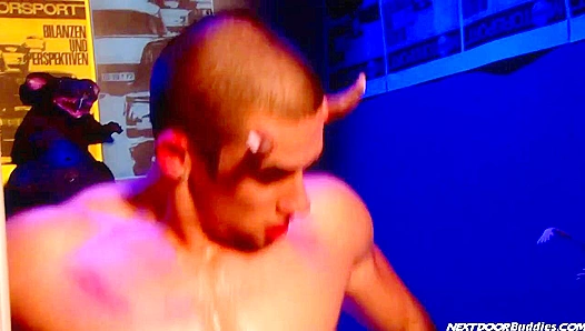 Steamy Session: Kevin Anthonys Mutual Seduction - Raw Fang Bang Action