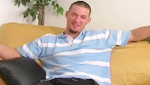 Robert Long Unleashes His Massive Dick for a Throbbing Solo Show – ExtraBigDicks