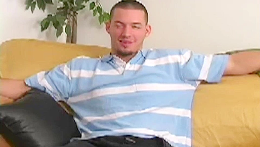 Robert Long Unleashes His Massive Dick for a Throbbing Solo Show – ExtraBigDicks