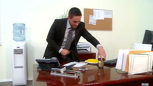 Steamy Office Threesome: Star, Jensen Hung Colleagues Go Wild at Desks – GayXXX