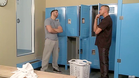 Intense Lockdown Threeway: Tommy Unleashes His Lust on Jessie in Sweaty, Musky Raw Action