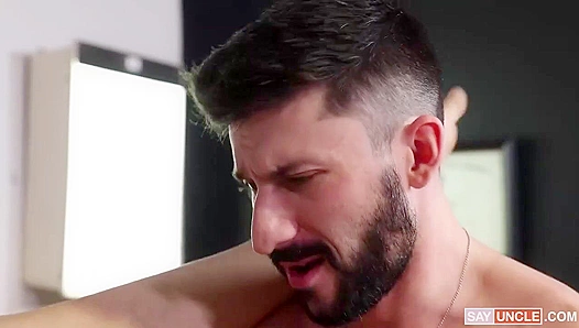 Scott DeMarco Rob Quinns Raunchy Anal Threesome — Raw Intergenerational Lust Unleashed –