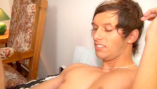 Nikolas Cox Todd Reid Go Wild in Intense Steamy Bareback Session – GayXXX