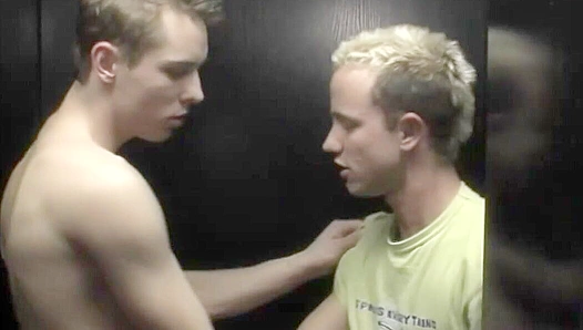 Rough Ride: John Paul Dominates the Ass in DP – GayXXX 18+