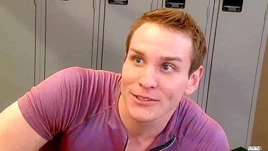 Dylan Roberts Delivers Powerful Thrusts, Crushing Steve Stiffers Hole – Straight2Gay 18+