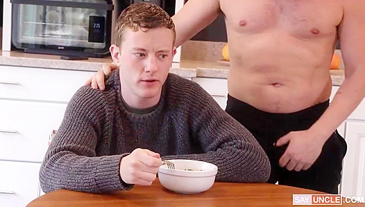 Daddys Tight Rule: Young Aaron Craves Punishment and Intense Lovemaking – GayThrob 18+