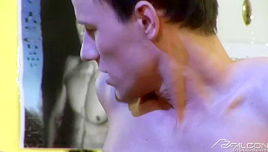 Steven Ward Dominates Olin Green in Ringside Sex Bout – Falcon Studios