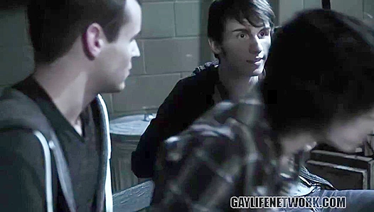 Three Boys, One Night of Steamy Threeway Thrills: Jonathan, Tyler Alex Get Frisky –