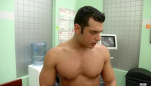 Emergency Exam: Dr. Rocco Reed Receives Urgent Intimate Attention