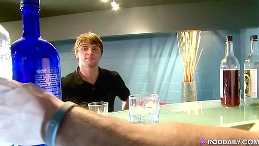 Thirsty for More: Rod Campbells Steamy Threesome with Studly Daily – GayPornXXX 18+