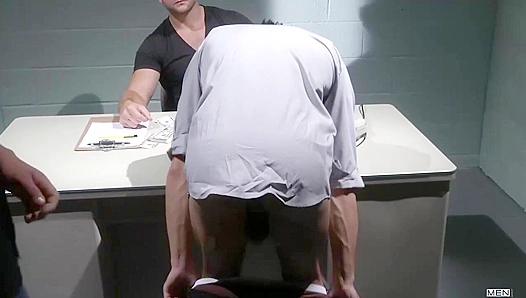Steamy Interrogation: Straight-Hung Beef Turns Gay When Colby Jansens Massive Cock Meets