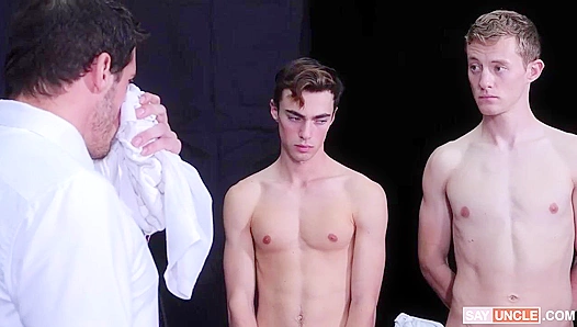 Steamy Senior Seduction: Nick Floyd Leads a Passionate Missionary Charge