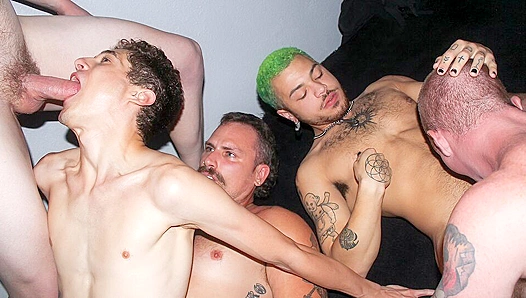 Steamy Threesome Devastation: Jay Tee Malakai Takes on Two Thick Cocks in Intense Gay