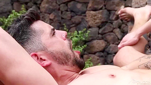 Steamy Collision Ignites Passion: Austins Powerful Load Drenches Valentins Hungry Hole –