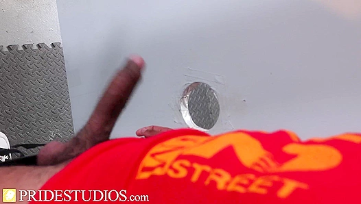 Riley Mitchell Gets Mind-Blown by Thick Bareback Load at Public Glory Hole Thrust