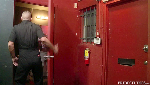 Aston Springs Wild Ride: Screaming Through Deepthroating BBC and Anal Stretch –