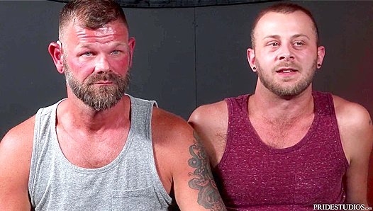 Muscular Chandler Scott Moans Loudly As Chiseled BearBuck Bubbas Throbbing Cock Pounds