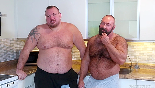 Feral Bearback Thrills: Hunter Scott Ravishes Brad Kalvo in Raunchy, Limitless Sex –
