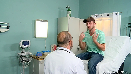 Doctors Thorough Prostate Probe: Patient Overwhelmed by Pleasure - Wild Exam Session 18+