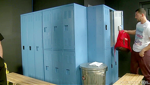 Rough Campus Threesome: Athletic Jock Impales Muscular Handyman with Huge Cock for Wild