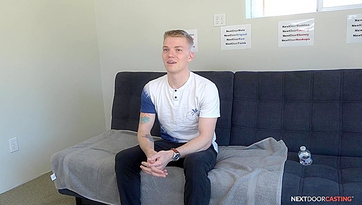Steamy Casting Call: Hunky Twink Kyle Brants Gets Naughty for NextDoorCasting