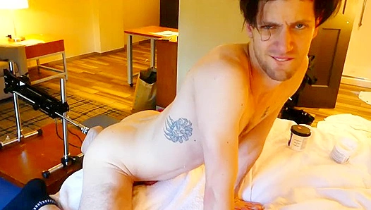 Steamy Gay Rivalry Ignites: Crude Insults Fuel a Fierce Raw Fuck 18+
