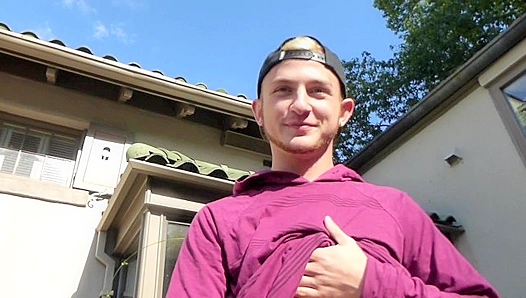 Deep-Throating Massive Dicks: Young Bucks Hungry Hole for Beefy Cock – GayPornHeat 18+