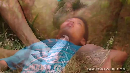 Steamy Medical Exam: Dr. Vahn Licks Rims Arjos Hung Boyhood in 18+ Lecherous Scene