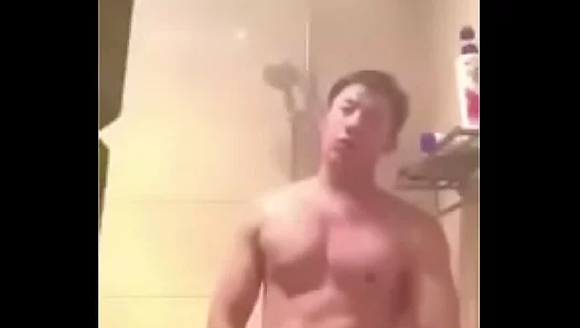 Flexing Hard On Cam: Chiseled Twink Gets Off Showing Ripped Asian Body – HotCamBoys 18+