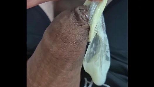 Brazilian Beef Fresh from the Oven: Hunks Thorough Condo Inspection – XXXTapes 18+